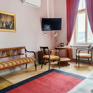 4* Ξενοδοχείο με διαμερίσματα Chopin Boutique