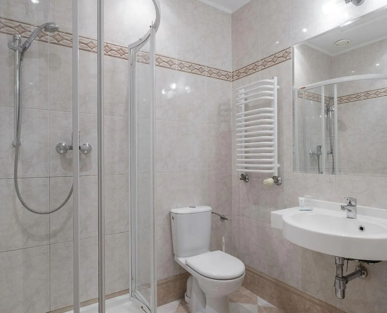 Hotel Hetman Варшава 3*,  Польша
